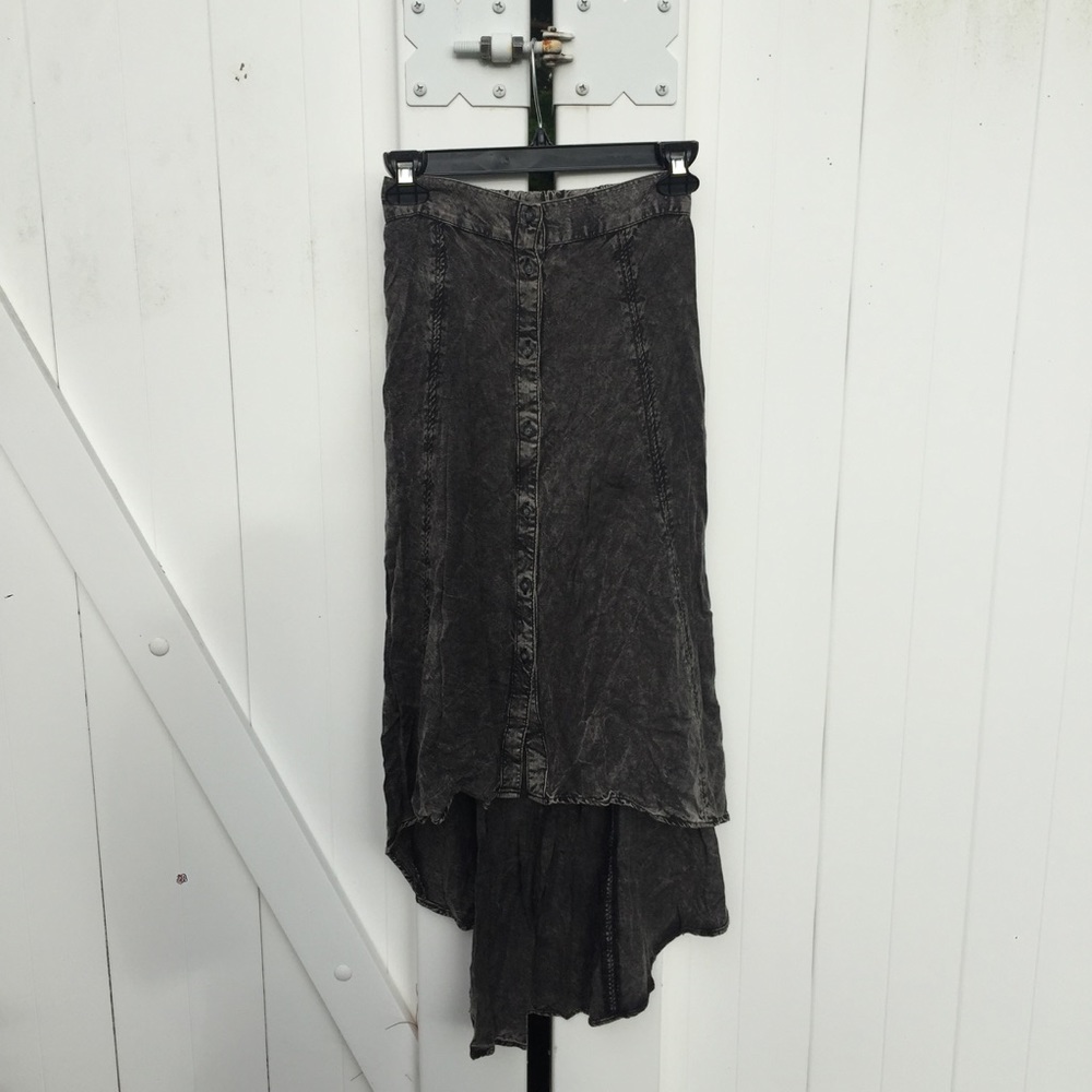 Urban Outfitters High-Low Buttoned Skirt