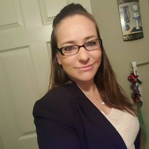 Meet your Posher, Rebecca