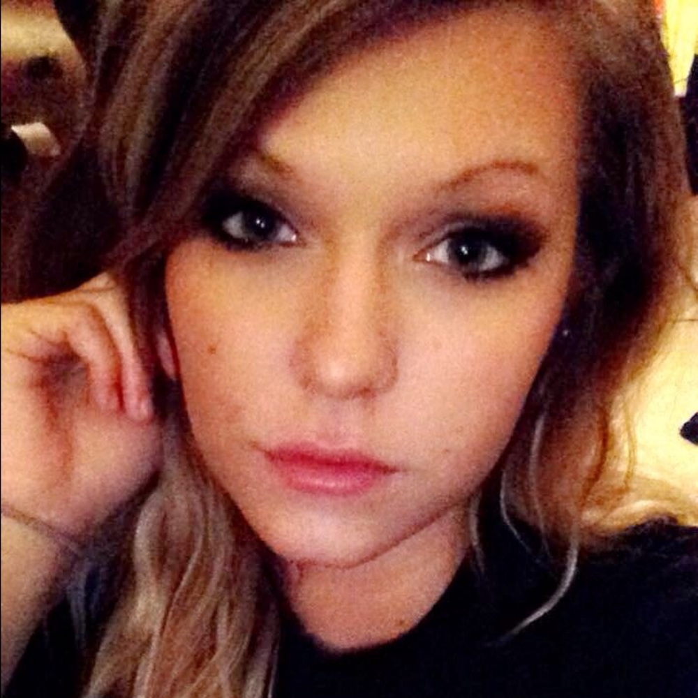 Meet your Posher, Brittney