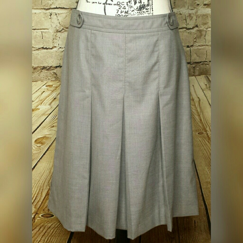 🌸SALE🌸Apostrophe pleated stretch A-line skirt 12