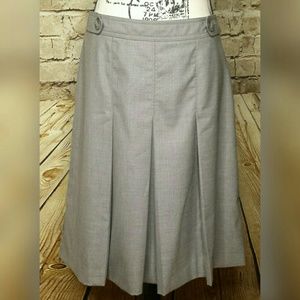 🌸SALE🌸Apostrophe pleated stretch A-line skirt 12
