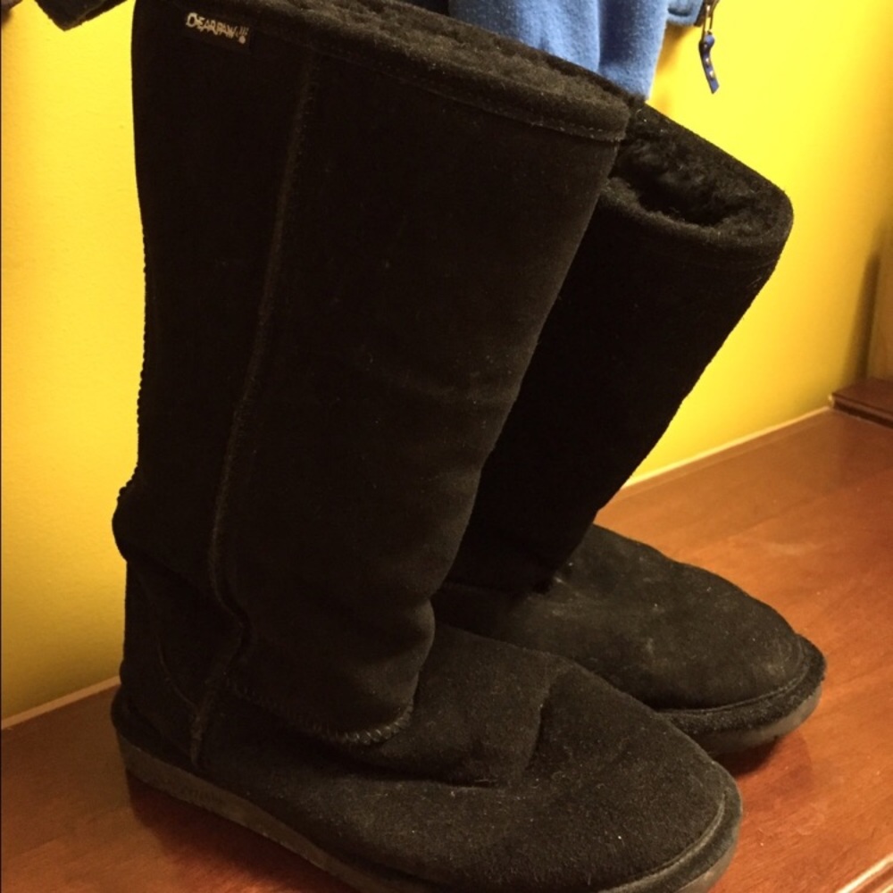 Bearpaw Black Suede Boots
