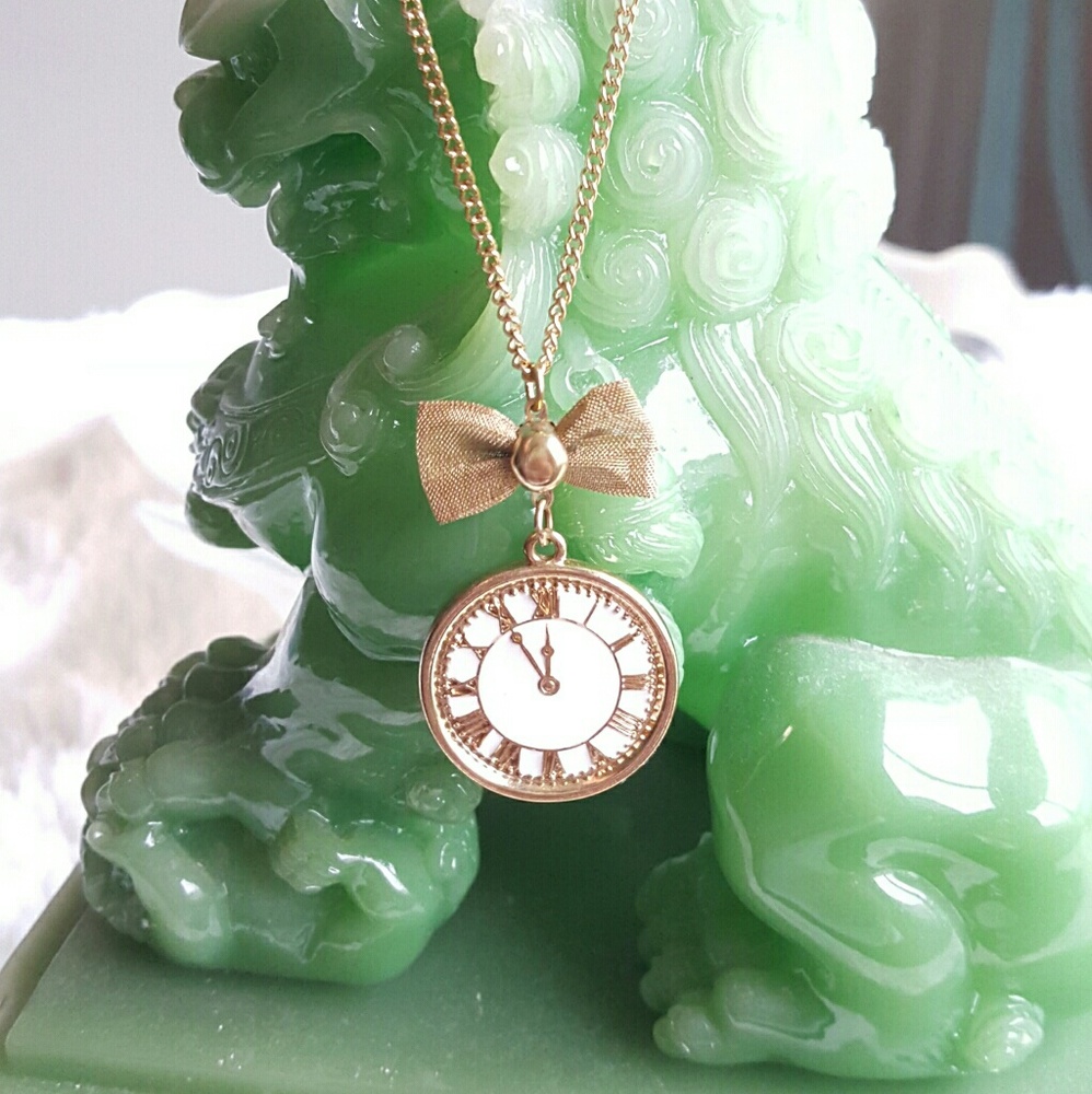 🔖SALE! Clock necklace mesh bow forever 21