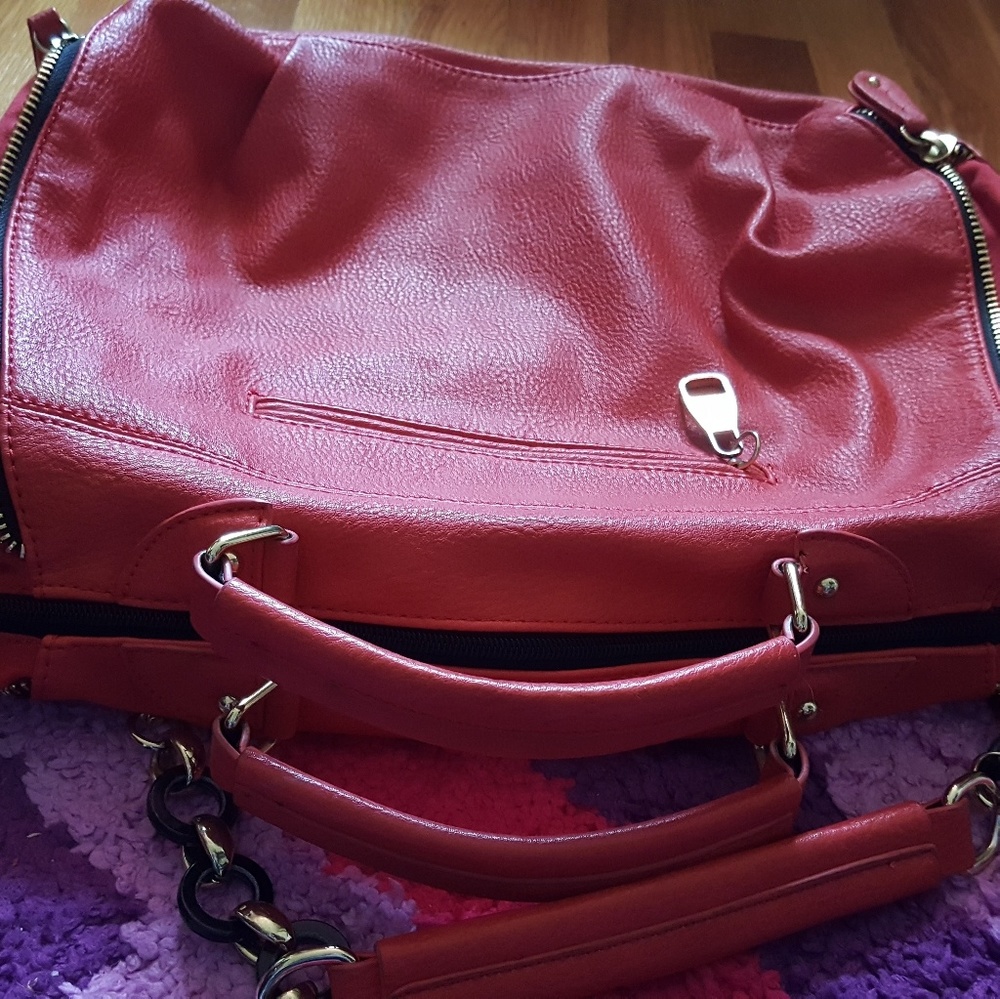 ♨️♨️♨️SOLD OUTSteve madden bag sold out!!