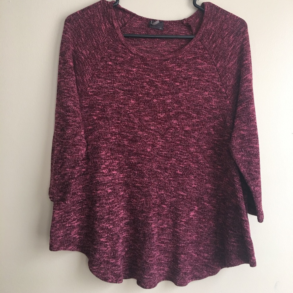Burgundy quarter sleeve shirt.