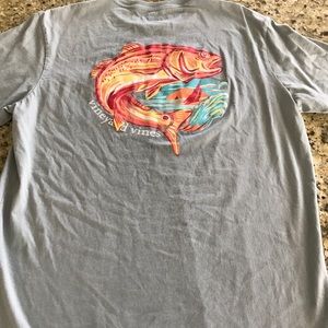 Vineyard Vines t-shirt