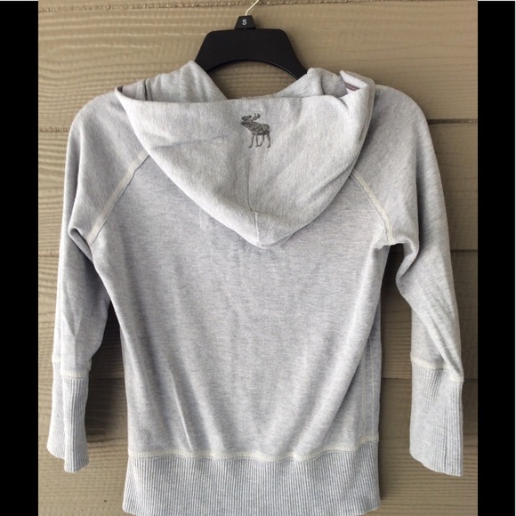 Sweatshirt - Picture 3 of 4