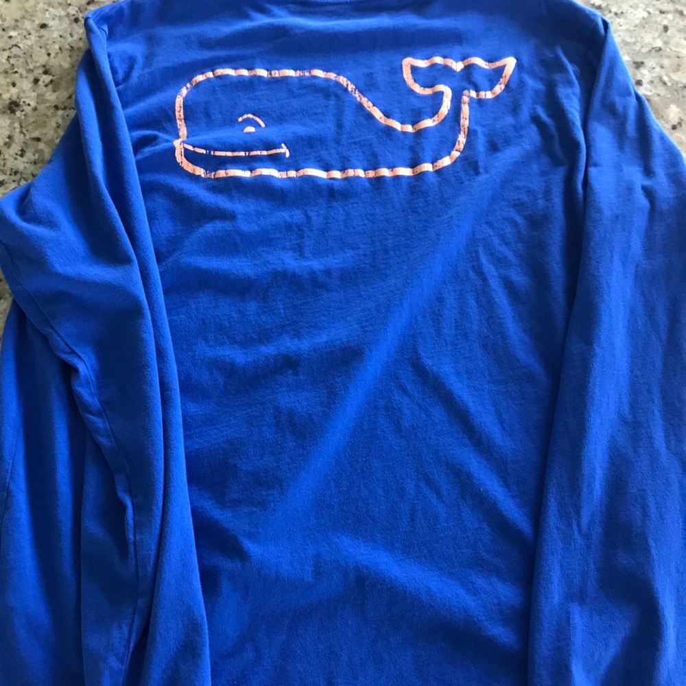 Vineyard Vines t-shirt