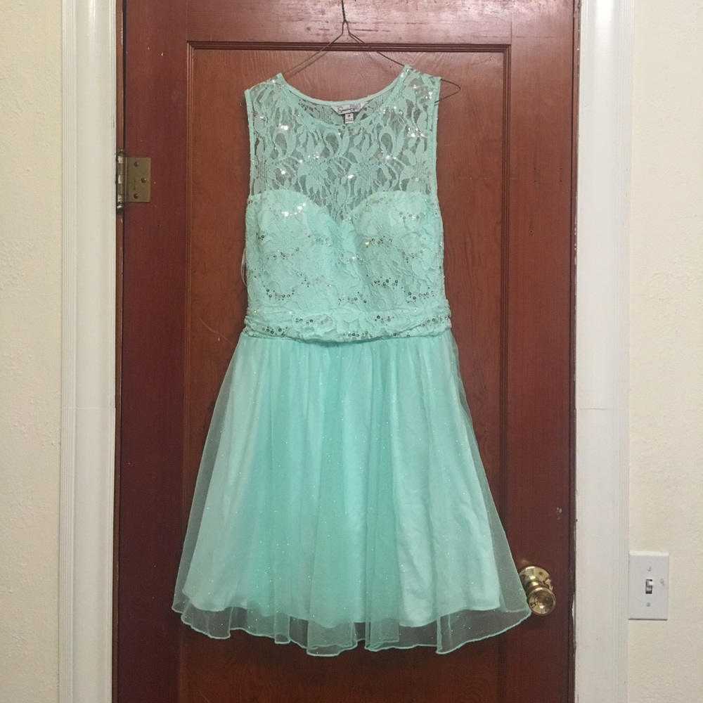 Gorgeous blue floral sparkly poofy dress