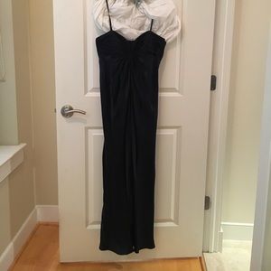 Laundry by Shelli Segal floor length gown