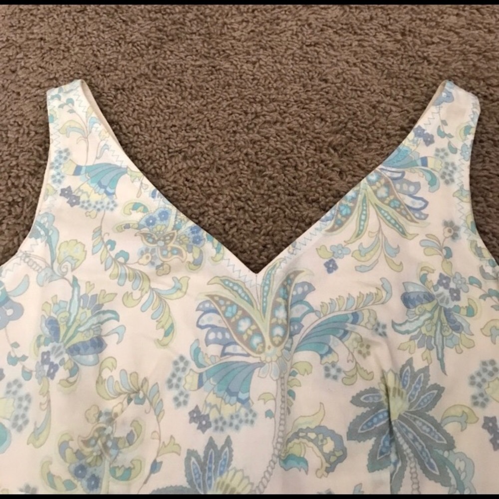 Ann Taylor - Picture 4 of 7