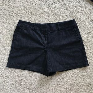 LOFT Riviera Short in dark denim
