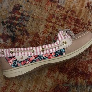 Sperry Topsider shoes