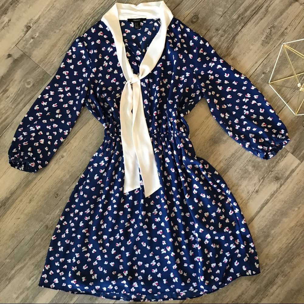 Women's Blue Floral Day Dress