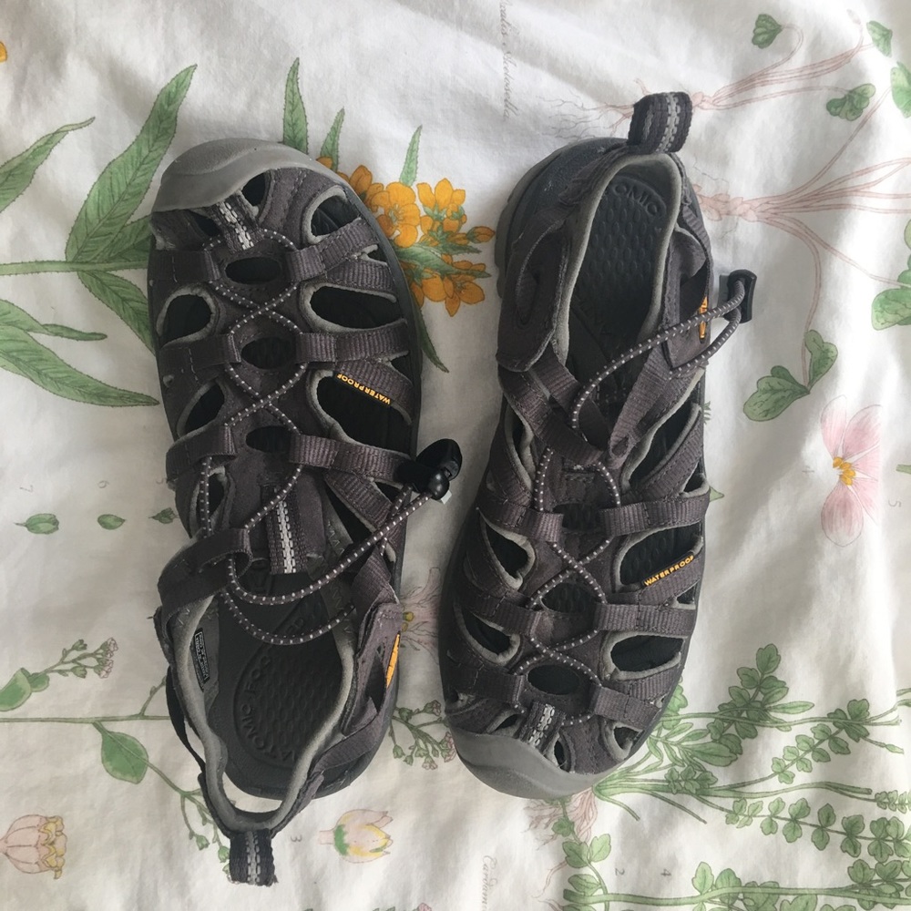 Trail sandals