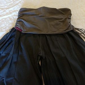 Hardtail fold-over yoga pants