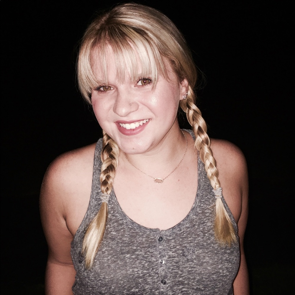 Meet your Posher, Mackenzie