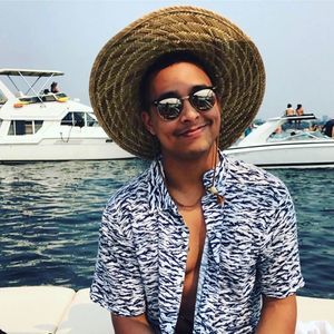 Meet your Posher, Donavin