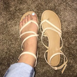 Express strap sandals