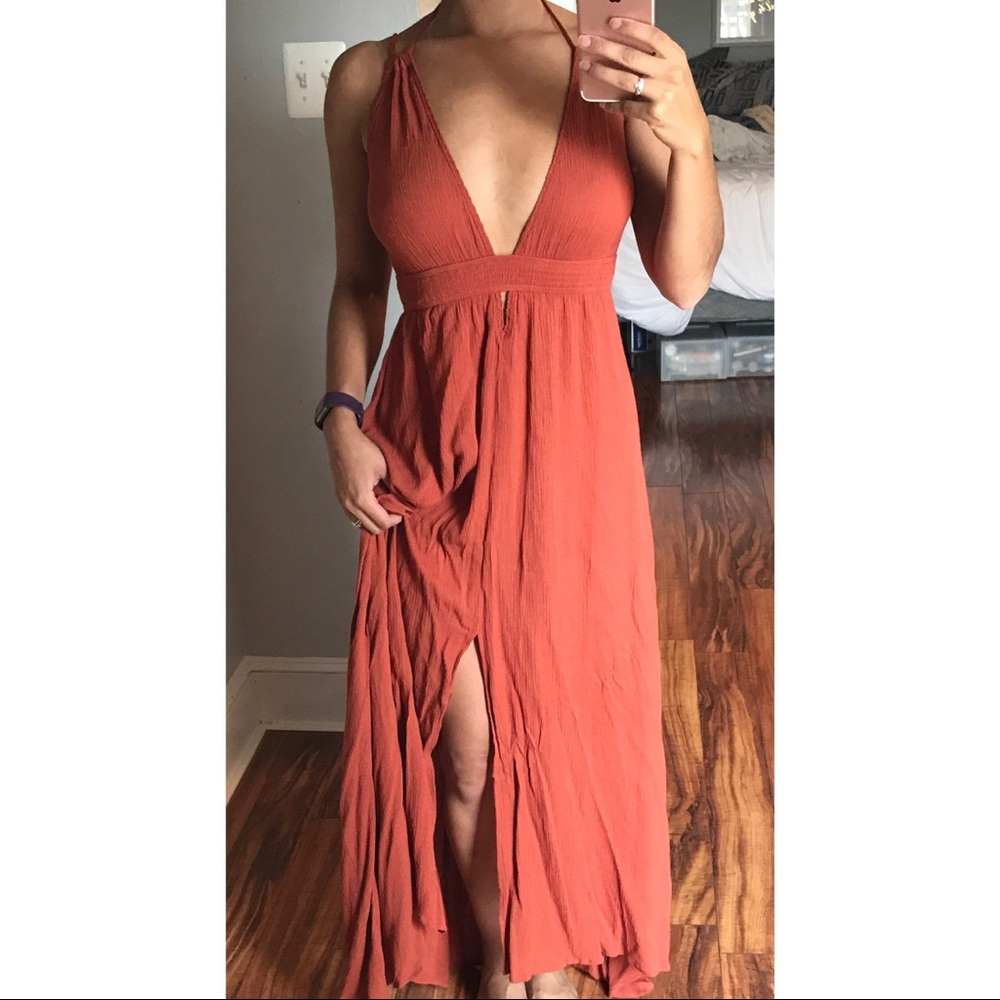 ASTR Absolutely gorgeous burnt orange maxi dress