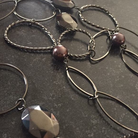 Long Metallic Fashion Necklace - Picture 4 of 4