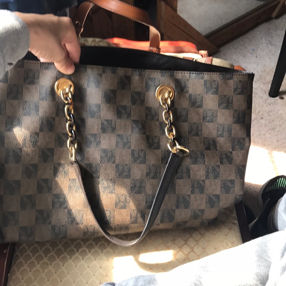 Michael Kors Cynthia Checkered Large Tote Bag