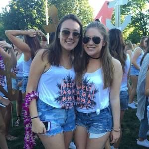 Meet your Posher, Julia