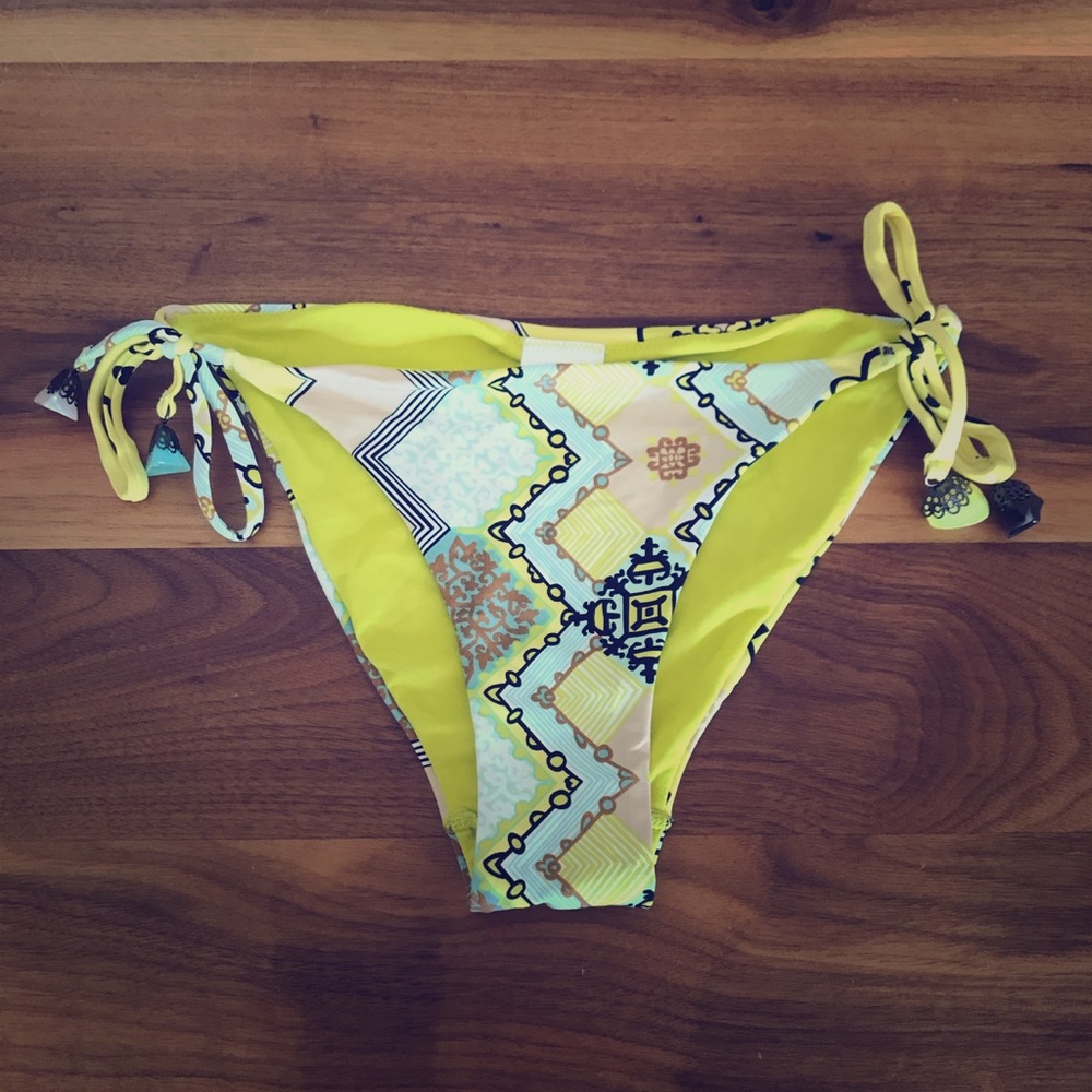 H&M bikini bottom.