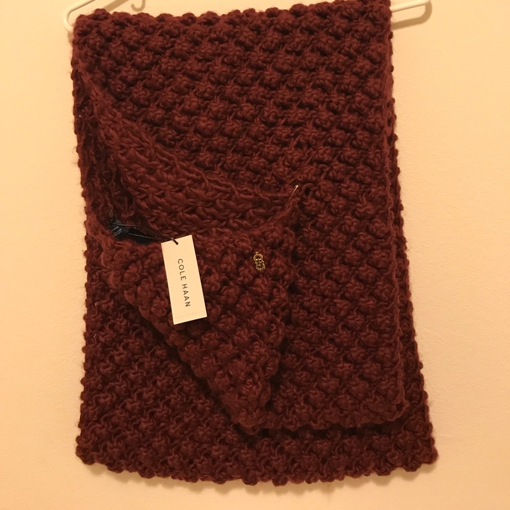 Cole Haan Infinity scarf. Popcorn stitch.