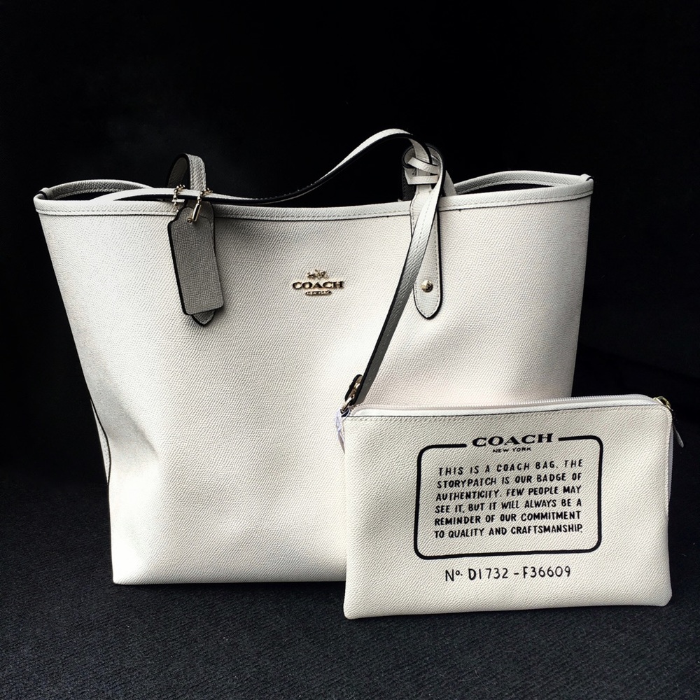Reversible City Tote in coated canvas
