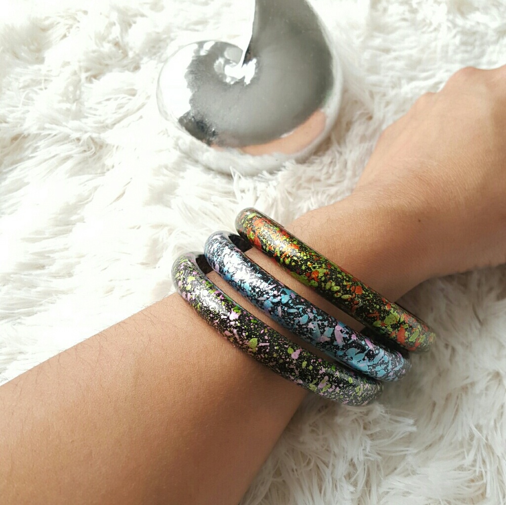 SALE! BANGLES Splatter paint multi 80's vintage