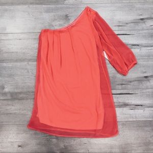 ⚡️ NEW ITEM ⚡️ Fuschia Single Sleeve Top