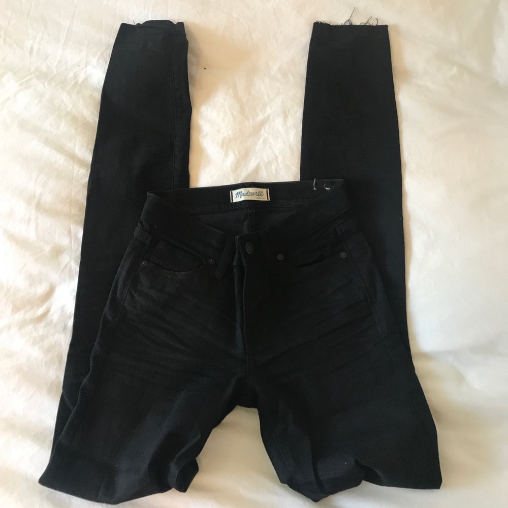 black madewell skinny skinny jeans with knee slash