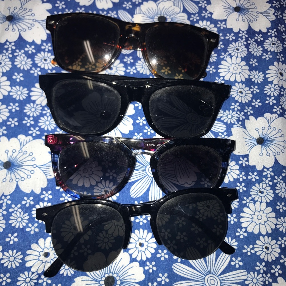 Sunglasses - Picture 2 of 8