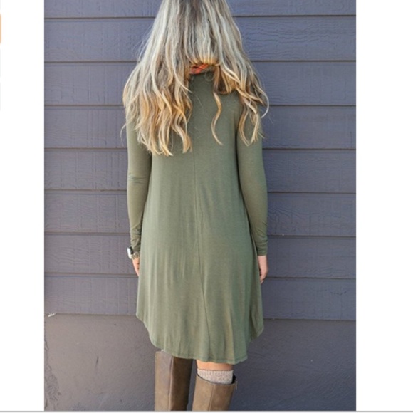 BRAND NEW W/Tags! MUST HAVE Fall Dress! - Picture 2 of 4