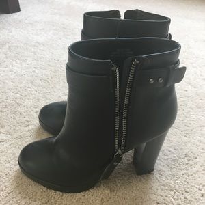 Ankle boots