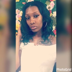 Meet your Posher, Precious