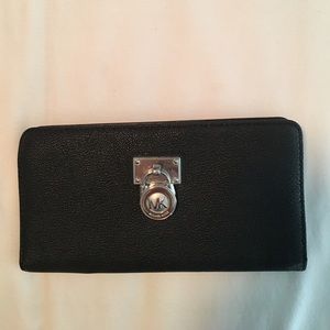 MICHAEL KORS black leather wallet