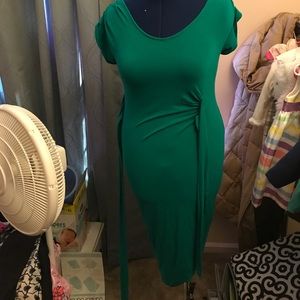Green maternity dress
