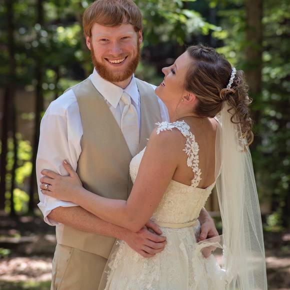 Meet your Posher, Amy - Picture 1 of 1