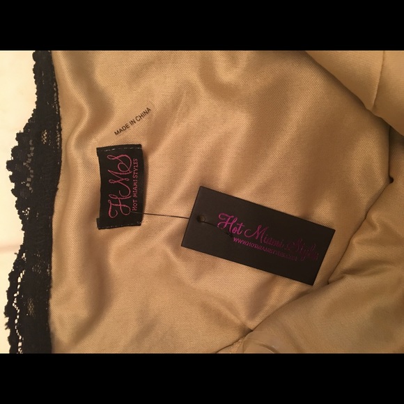 Hot Miami Styles Lace Off Shoulder Dress - Picture 4 of 5