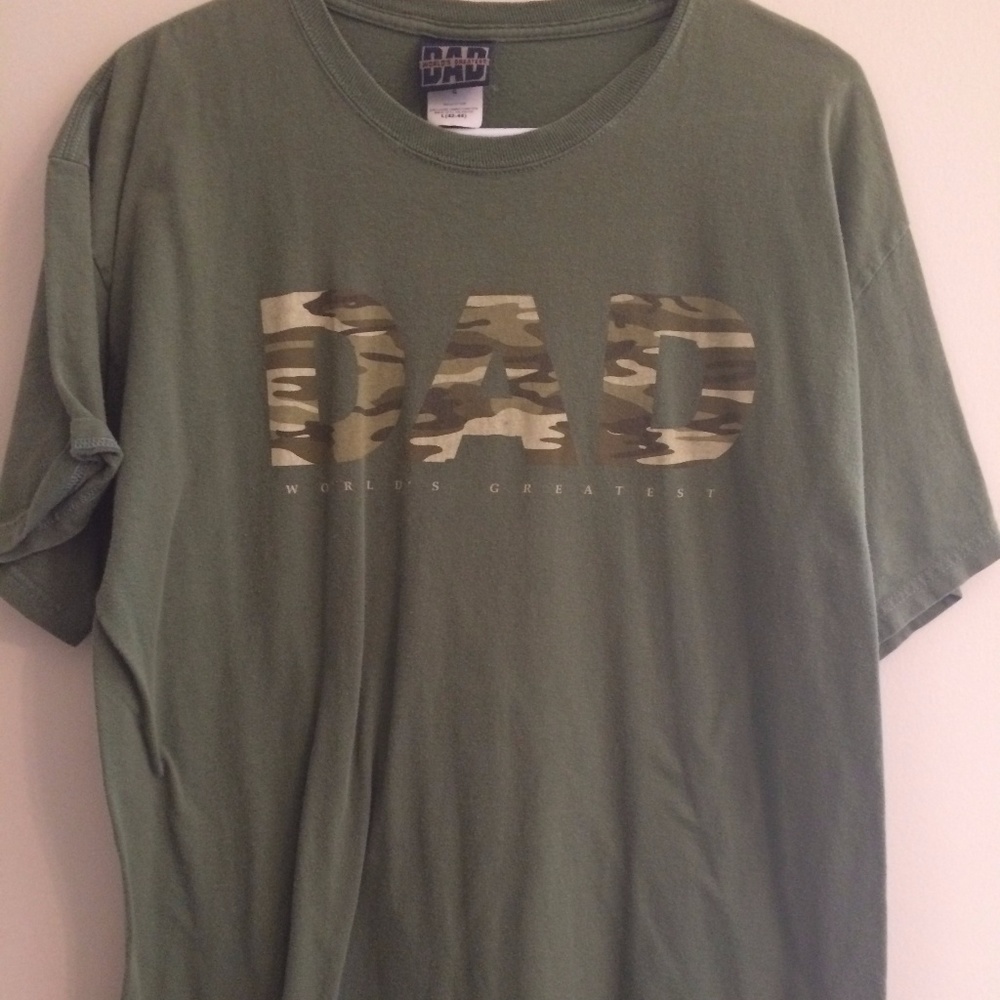 World's Greatest Dad - Green Camo - Size Large