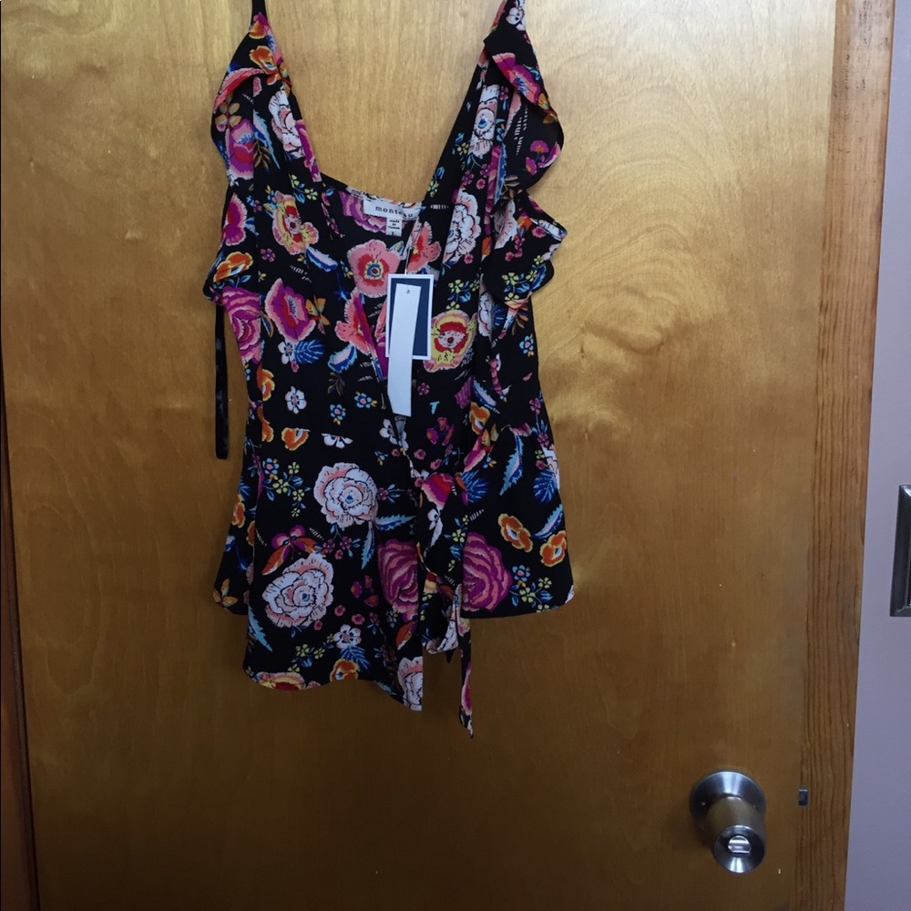 Blouse - Picture 2 of 3