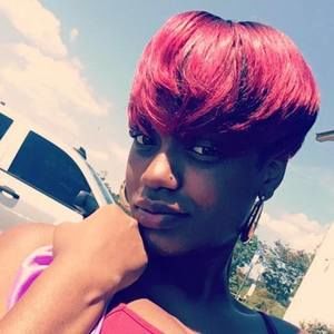 Meet your Posher, Kaylannia