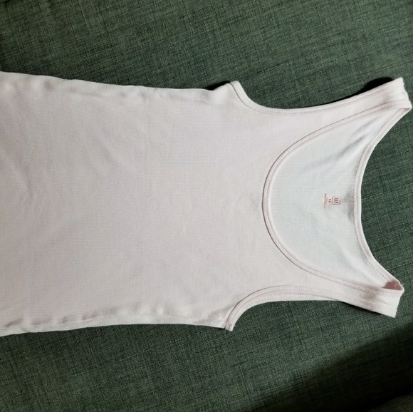 🎃 DONATED Gap tank/cami bundle - Picture 4 of 7