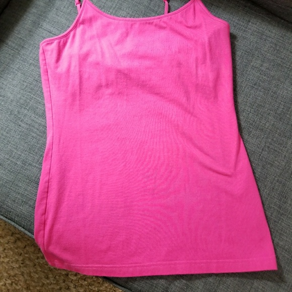 🎃 DONATED Gap tank/cami bundle - Picture 6 of 7