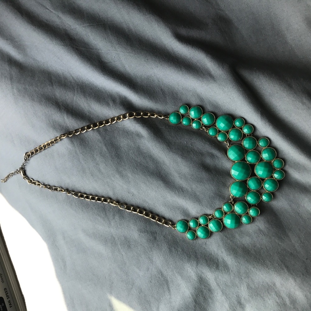 Decorative necklace - Picture 1 of 3