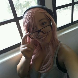 Meet your Posher, Brie