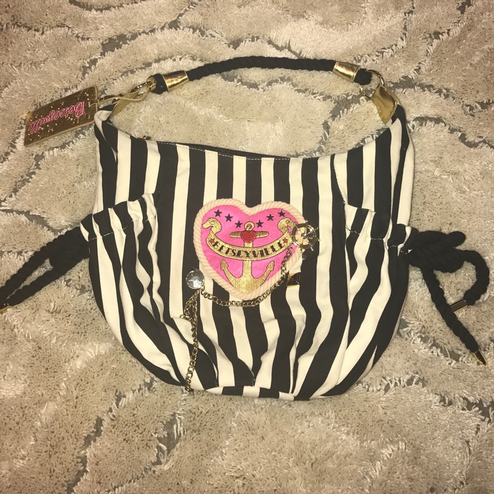 Betseyville Purse