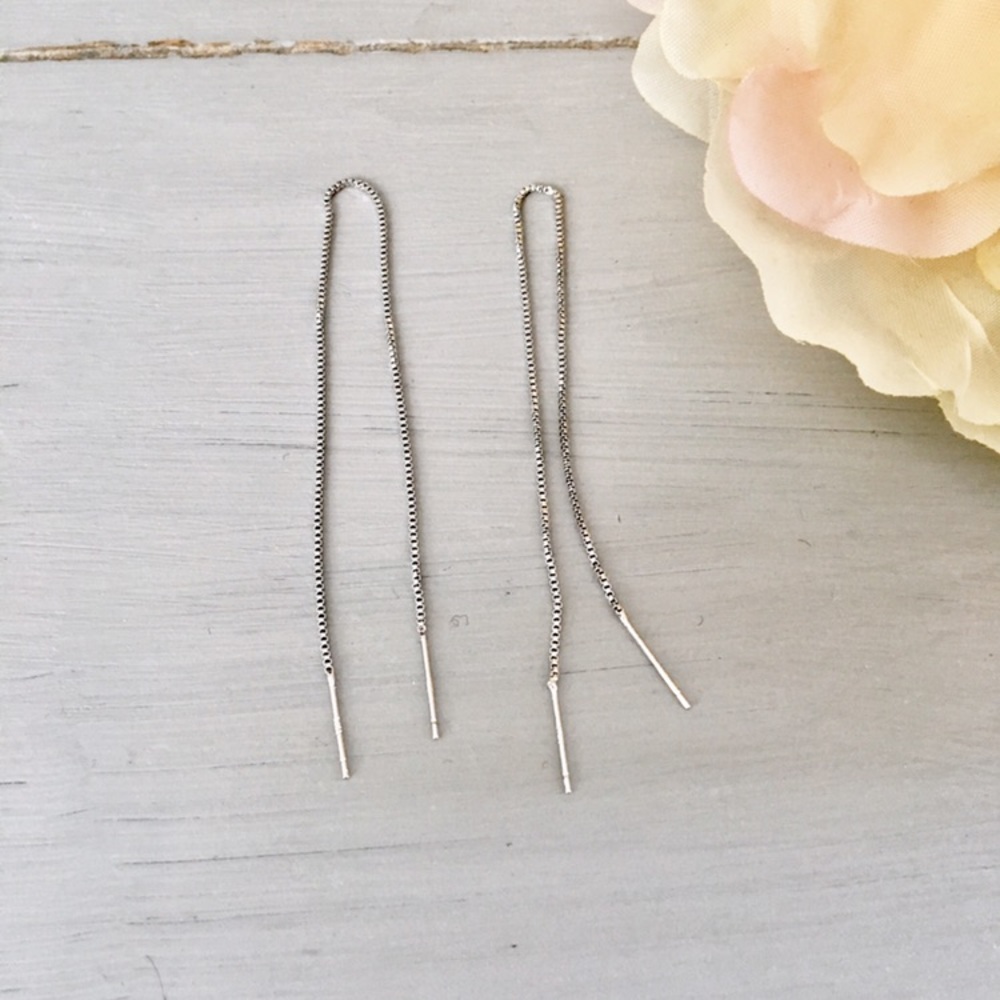 🆕 Sterling Silver Pull Through Earrings